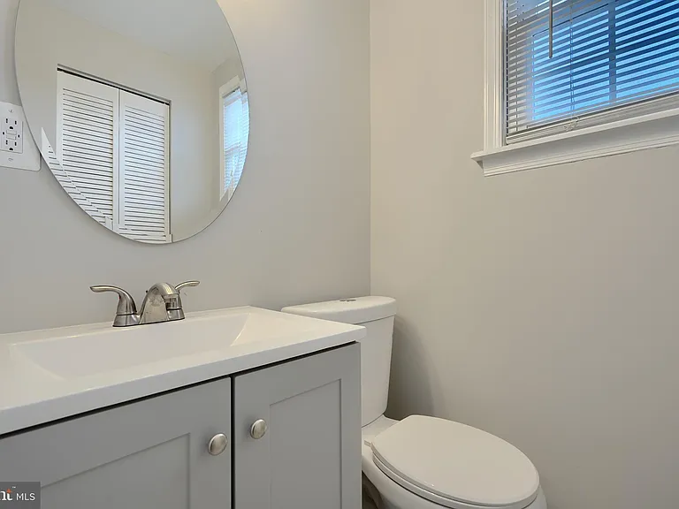 1727 Magnolia Ave — Photo 12