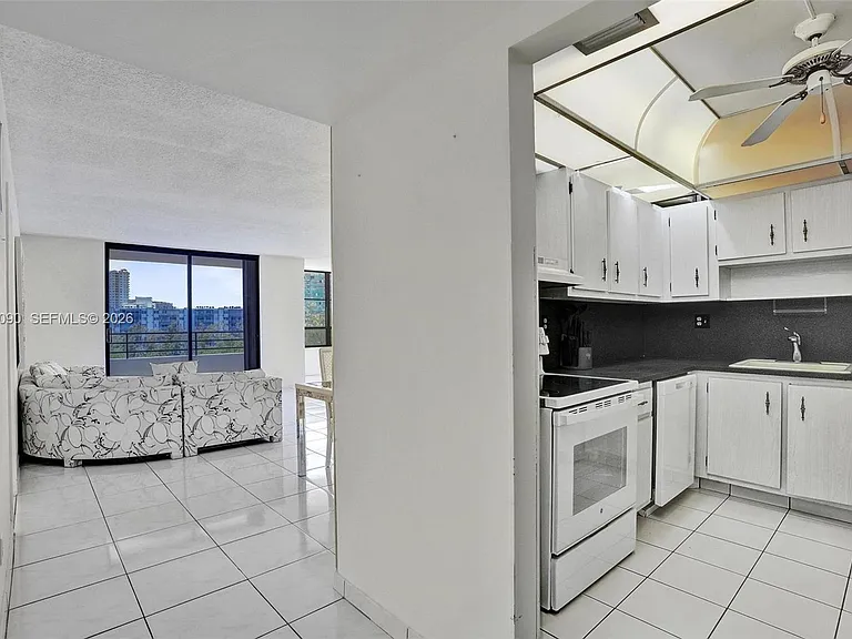 500 Three Islands Blvd #213 — Photo 12