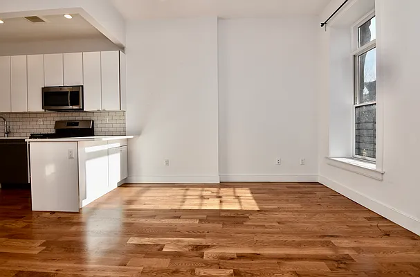 Rented by Bohemia Realty Group | media 41