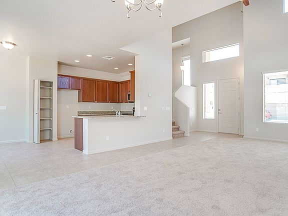4th image of 7525 N 30th Ave