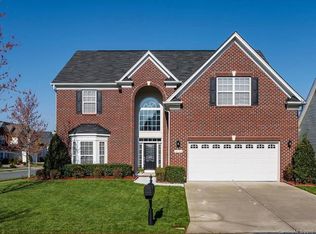 10103 Whiteburn Ct, Charlotte, NC 28278