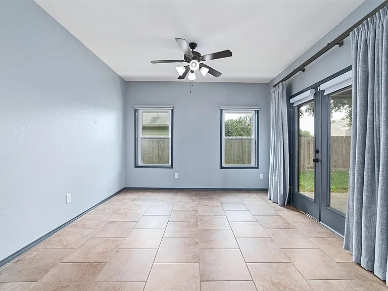 5115 Whitebridge Ln — Photo 13