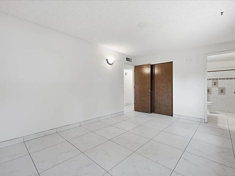 7530 E Stella Rd — Photo 20