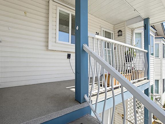 4th image of 45435 Knight Rd #34