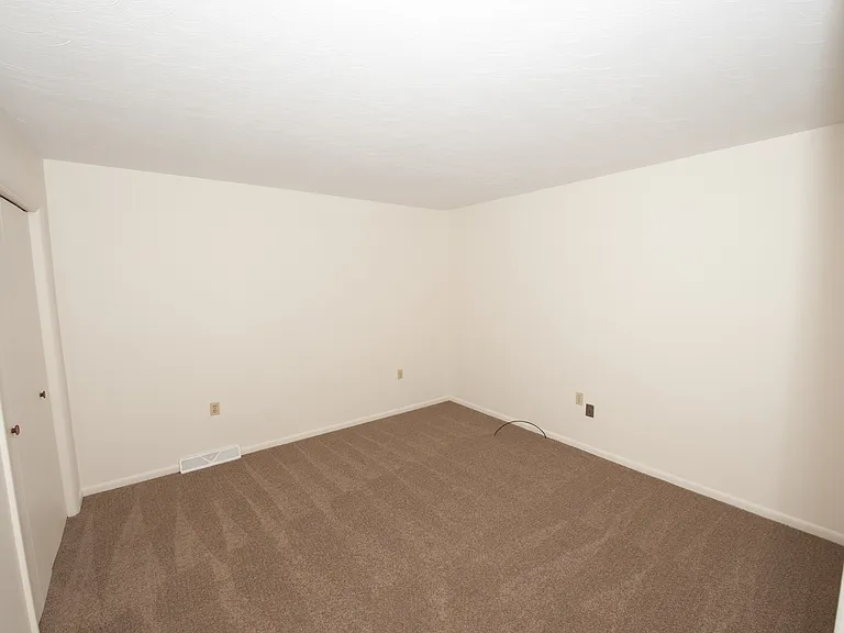 1402 Walnut St #1 — Photo 12