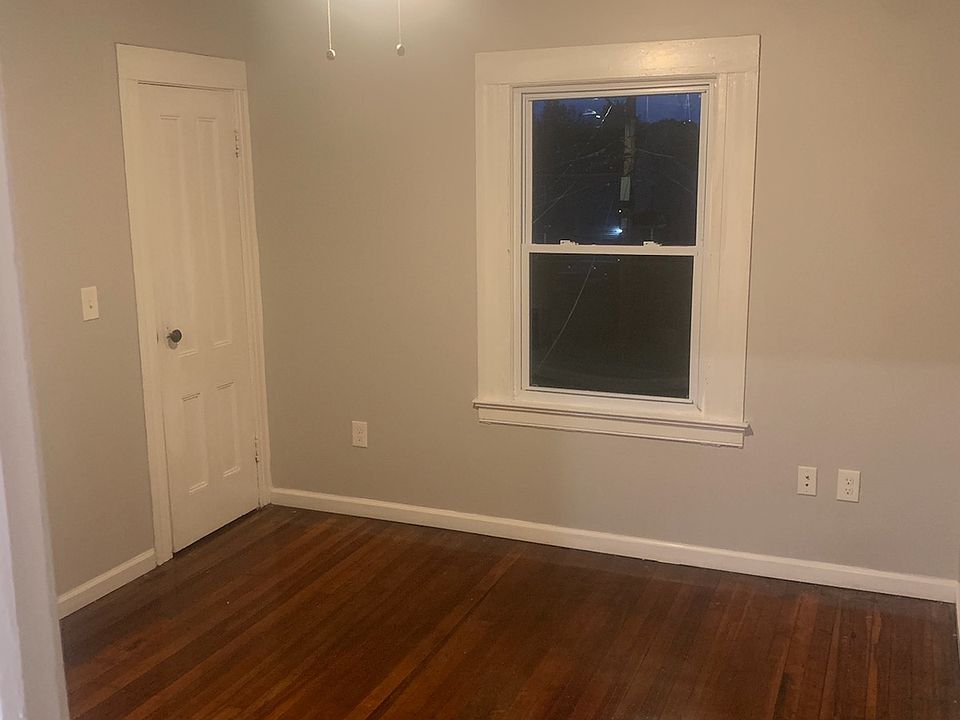 1st image of 205-207 Orange St #205