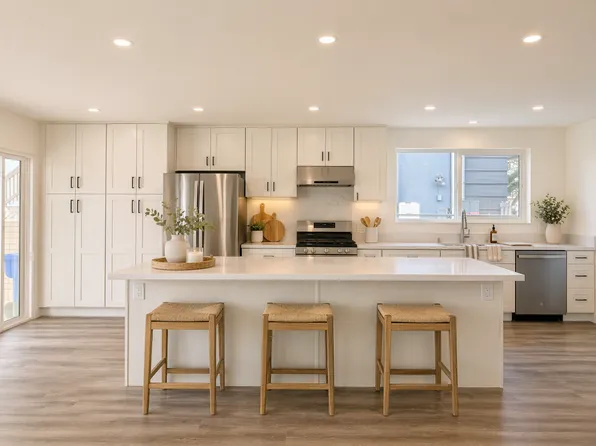 5934 Hughes St, San Diego, CA 92115