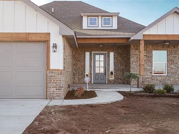 2nd image of 1509 Umber Way