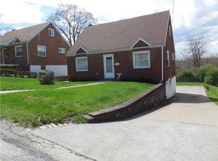 6717 W Barivista Dr, Verona, PA