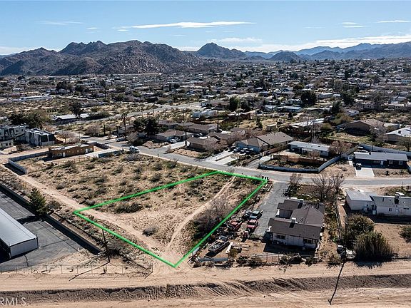 5th image of 61480 Division St #9