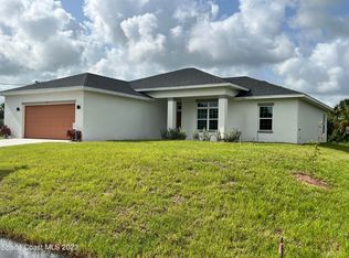 581 Hallcrest St SW, Palm Bay, FL 32908