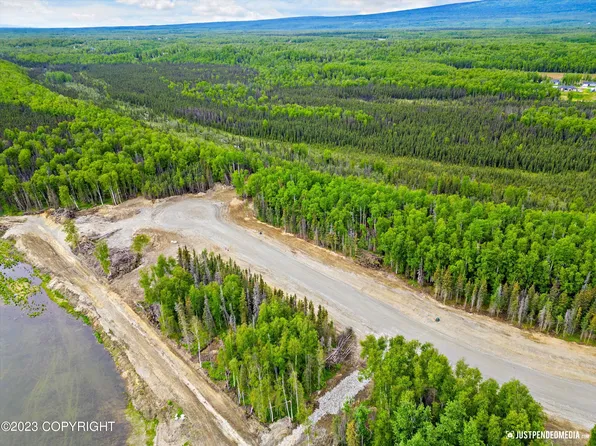 2468 W Longview Cir, Wasilla, AK 99654