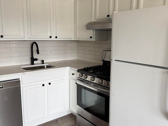 4th image of 701 New York Ave APT 4