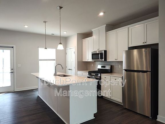 5th image of 1105 Newell Towns Ln