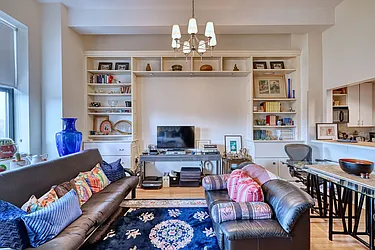 Rented by MOTION New York