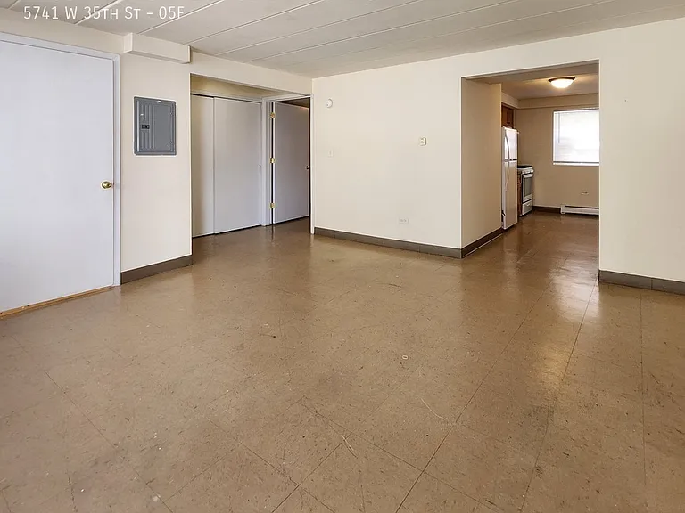 5741 W 35th St #5F — Photo 5