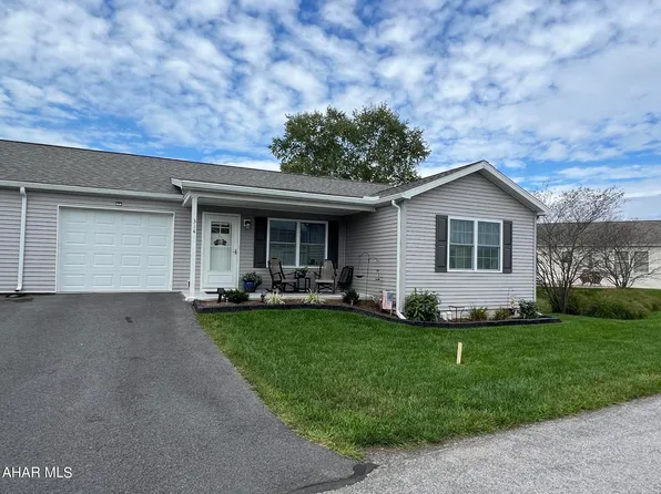 314 Goss Dr, Hollidaysburg, PA 16648