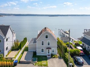 38 Aquidneck Ave, Portsmouth, RI 02871