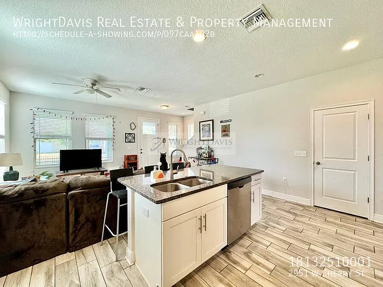 2951 W Cherry St — Photo 10