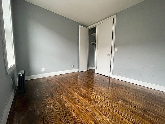5th image of 404 E 18th St #F11