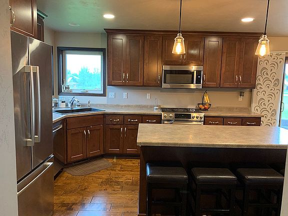 5th image of W9064 Black Otter Ct