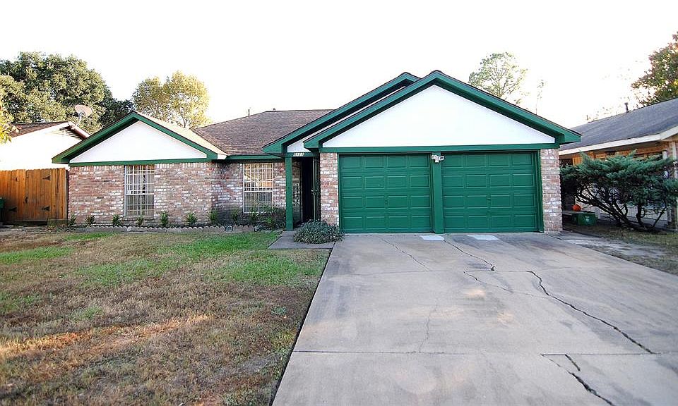 1st image of 6123 Brown Bark Dr