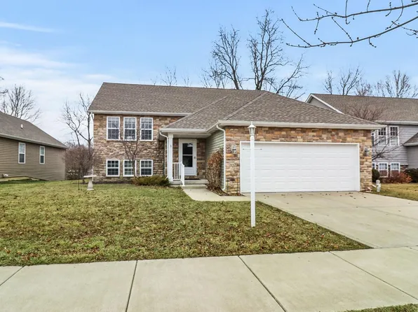 447 Waters End Ct, Valparaiso, IN 46385