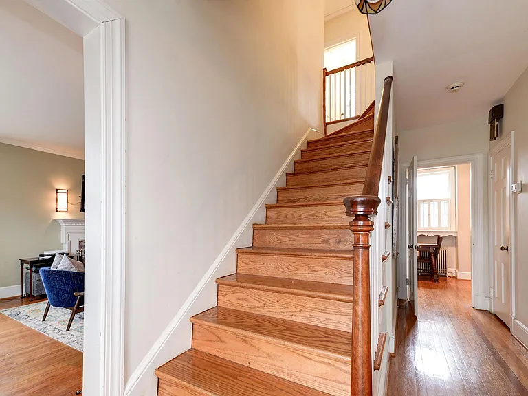 2400 32nd St SE — Photo 12
