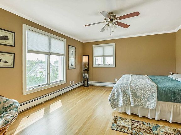 3rd image of 192 Asharoken Ave