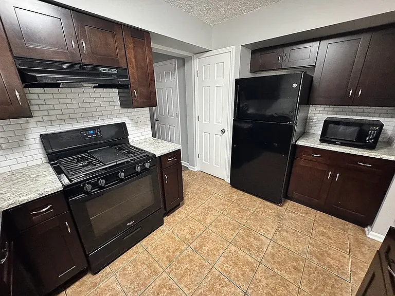 1338 S Lorraine Rd #A — Photo 7