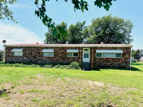 48513 S County Road 275, Lahoma, OK 73754