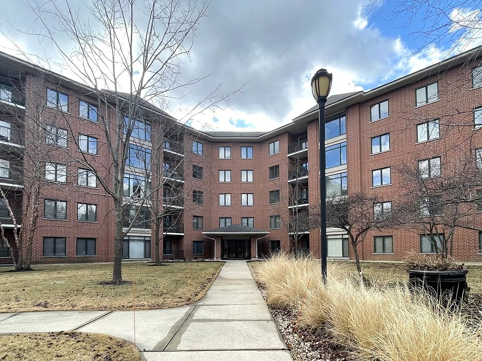 1st image of 865 E 22nd St APT 106