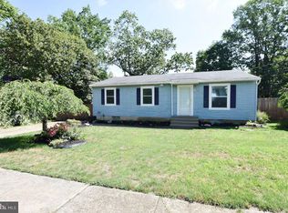 15 Mount Clement Ave, Pine Hill, NJ 08021