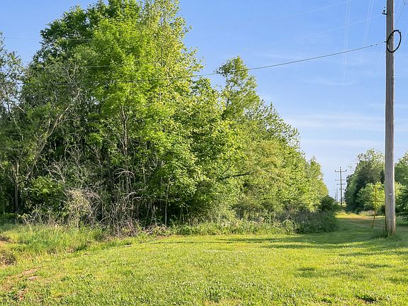 2nd image of 0 W Valley Rd