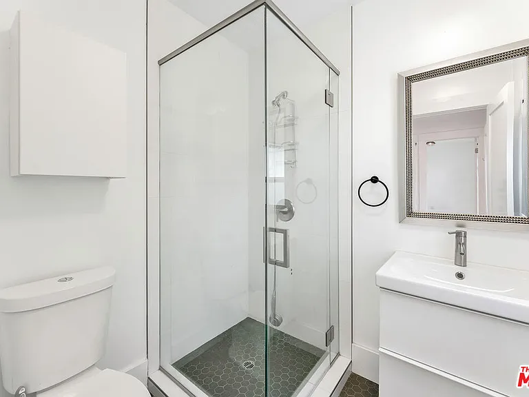 1333 S Hudson Ave #1333 — Photo 5