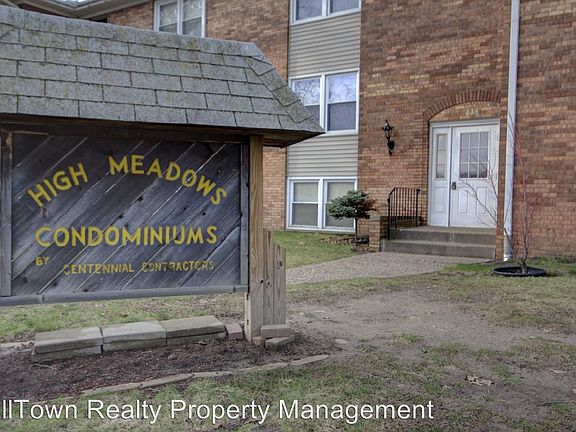 3rd image of 834 11th Street Ct APT 201