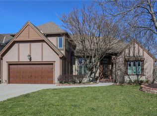 4816 W 121st St, Overland Park, KS 66209