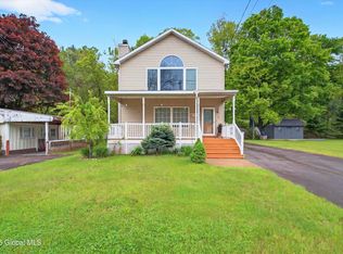 14-16 Bay Rd, Lake Luzerne, NY 12846