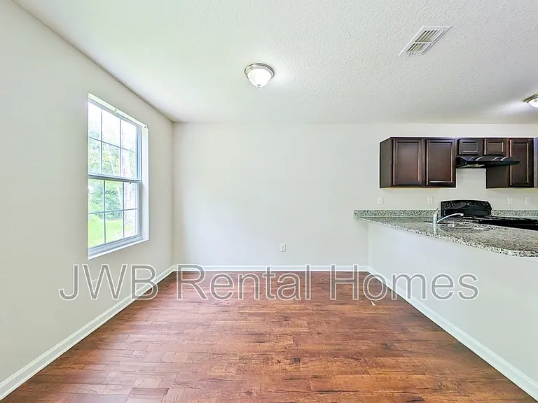 6543 Zora St — Photo 4