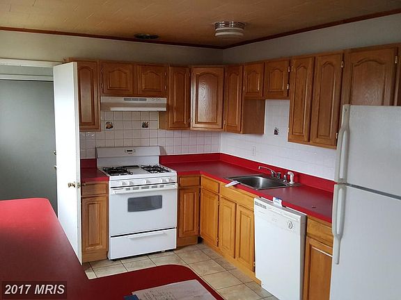 5th image of 1612 Pleasantville Dr