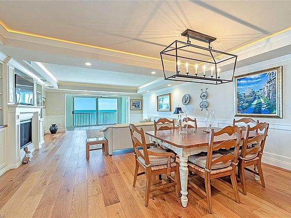3rd image of 1255 Gulf Shore BLVD N #5S