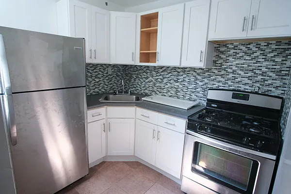 Rented by Bohemia Realty Group | media 8