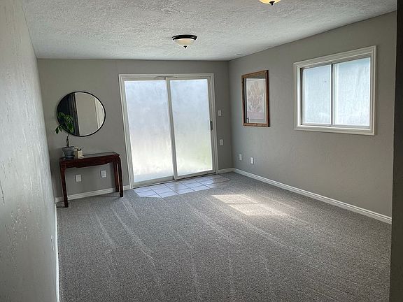 3rd image of 1955 Ironwood Dr
