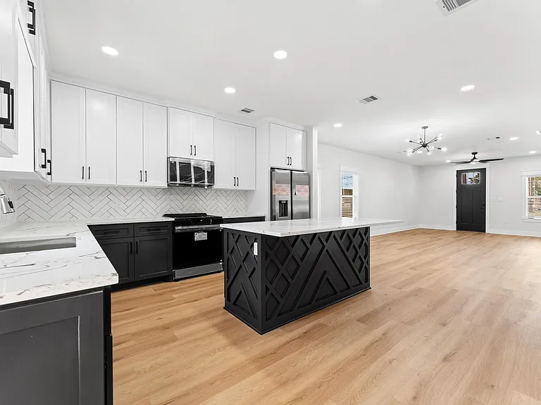 7222 Market St — Photo 6