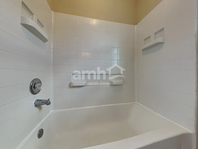 847 Darbydale Crossing Ln — Photo 16