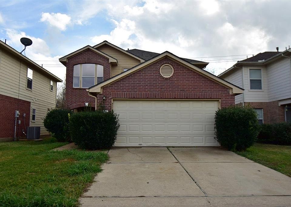 1st image of 3807 Gardenia Bend Dr