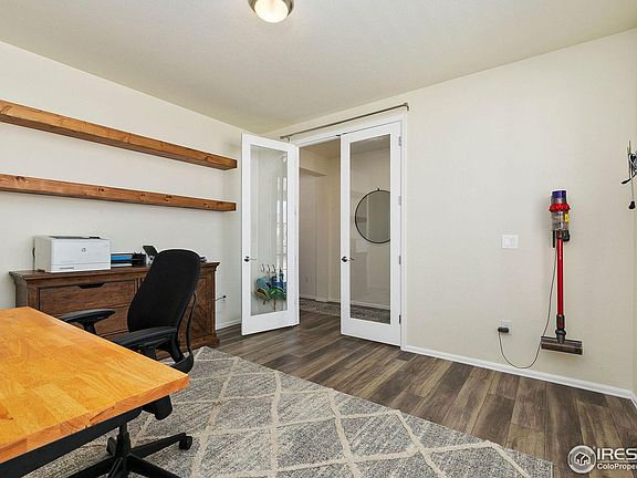 5th image of 568 Vicot Way