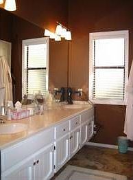 5th image of 12547 Shropshire Ln