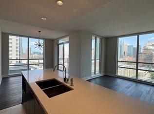 1111 10th St SW #804, Calgary, AB T2R1E3