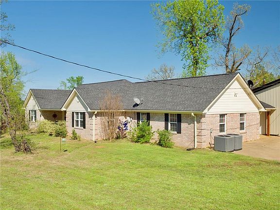 4th image of 18022 County Road 4104
